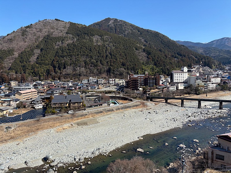 【4月募集】伝統とぬくもりが息づく宿で、フロントスタッフ募集!